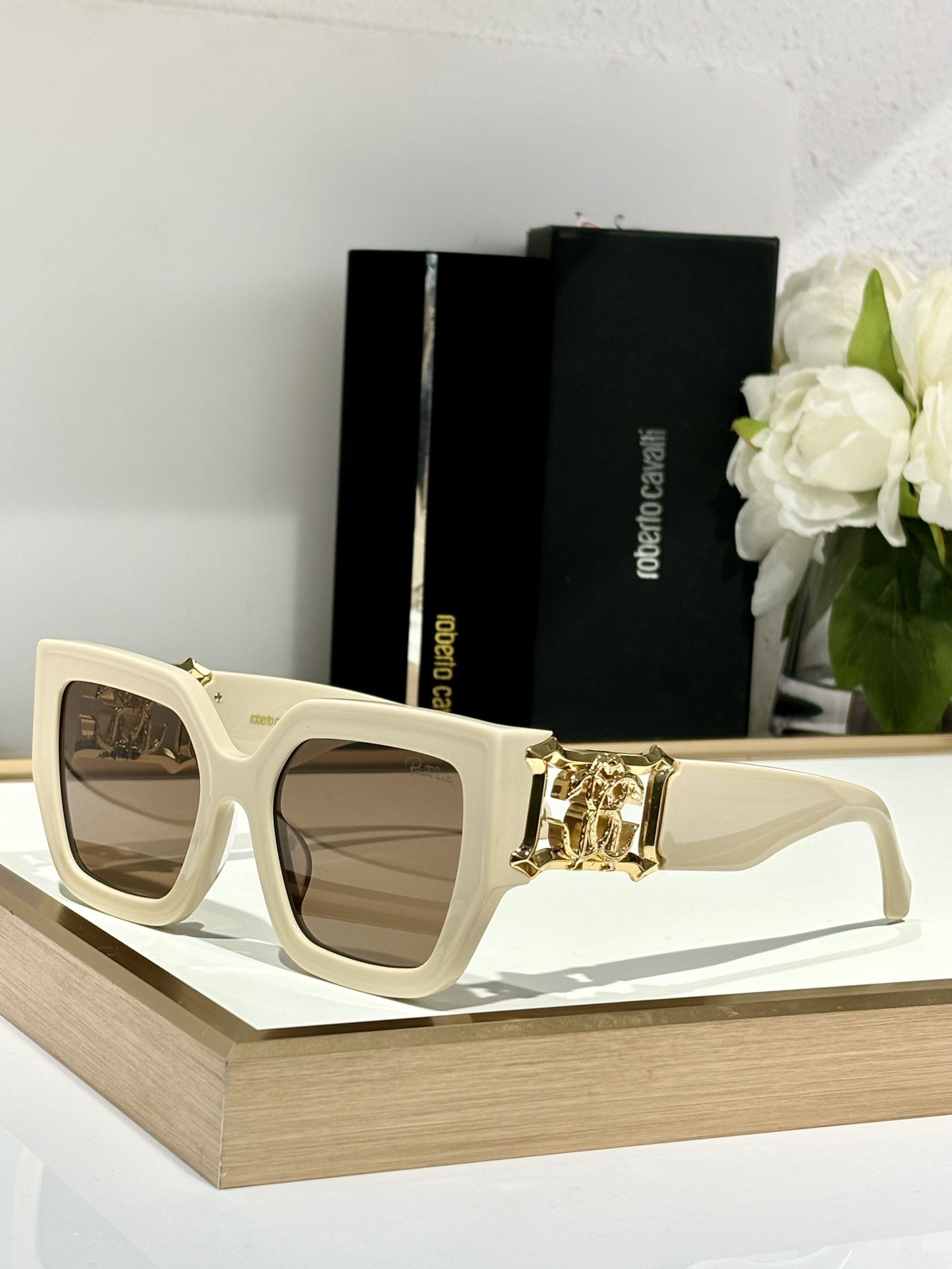 Roberto Cavalli Sunglasses